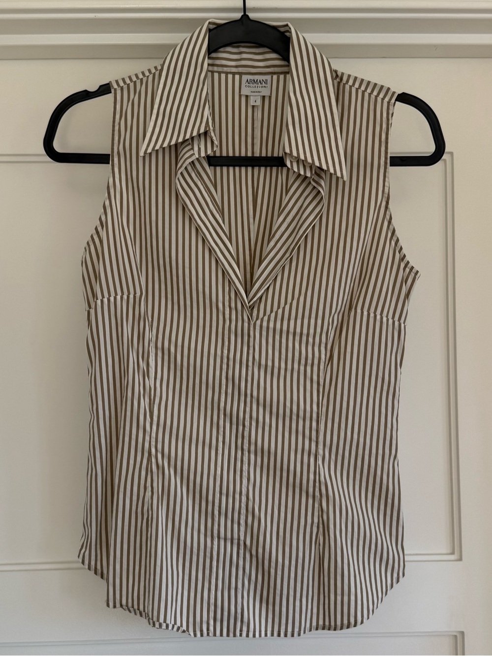 Vintage Giogio Armani Collezioni Striped Sleevless V-Neck Blouse Womens 4